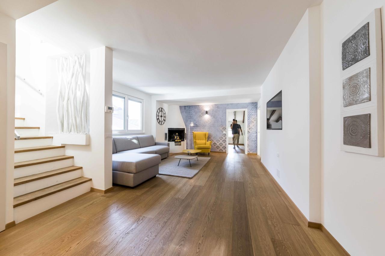 Stay Cooper L Goethe Suite Bolzano Bagian luar foto