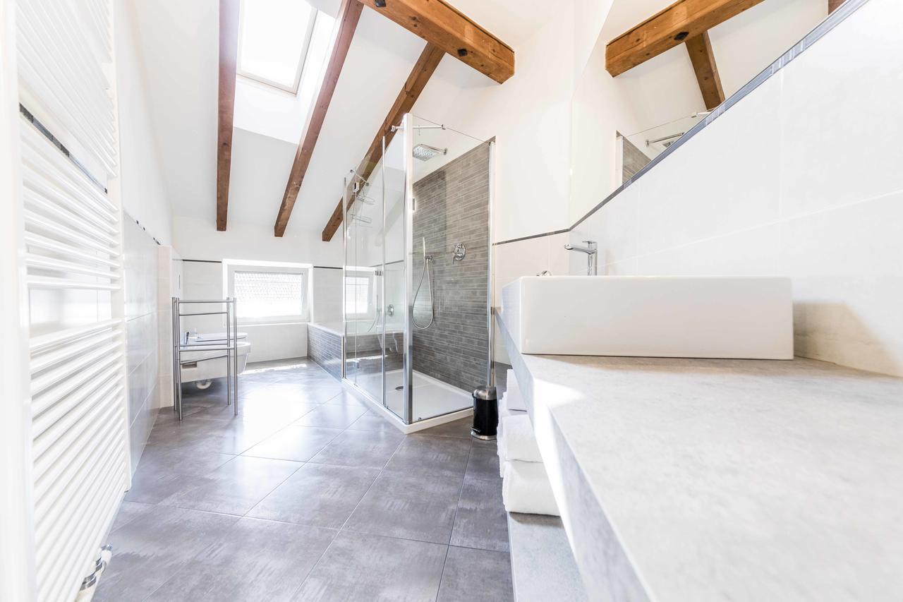 Stay Cooper L Goethe Suite Bolzano Bagian luar foto